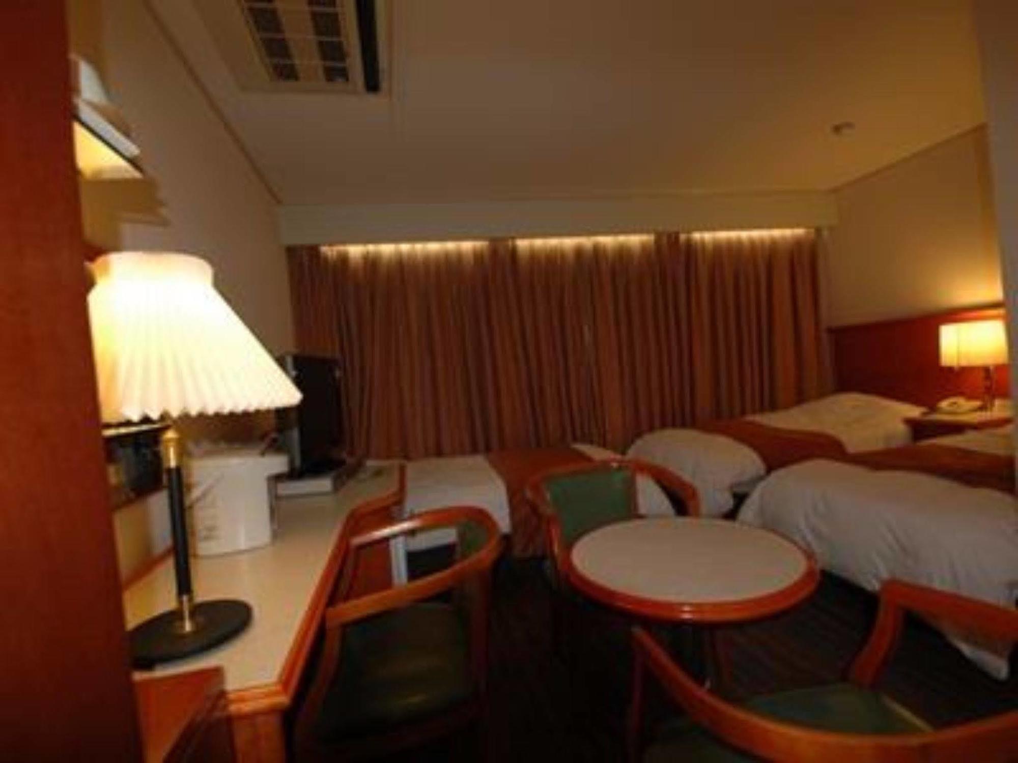 Takamatsu Terminal Hotel Buitenkant foto
